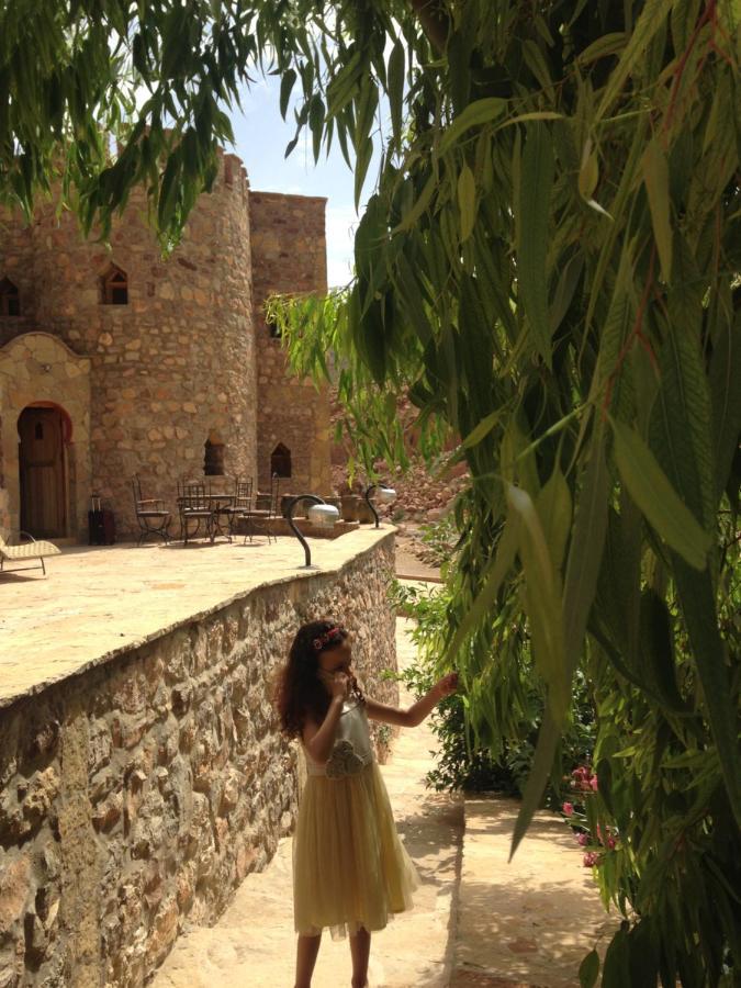 Auberge Le Festival Todra Gorge Aït Baha Buitenkant foto